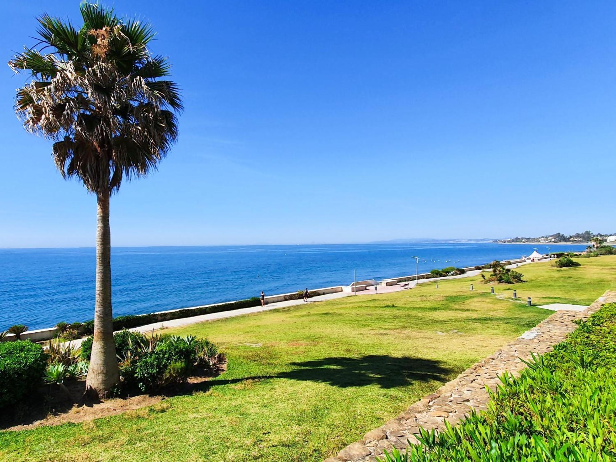 Luxury Frontline Residence Ehhouse Estepona Exterior foto