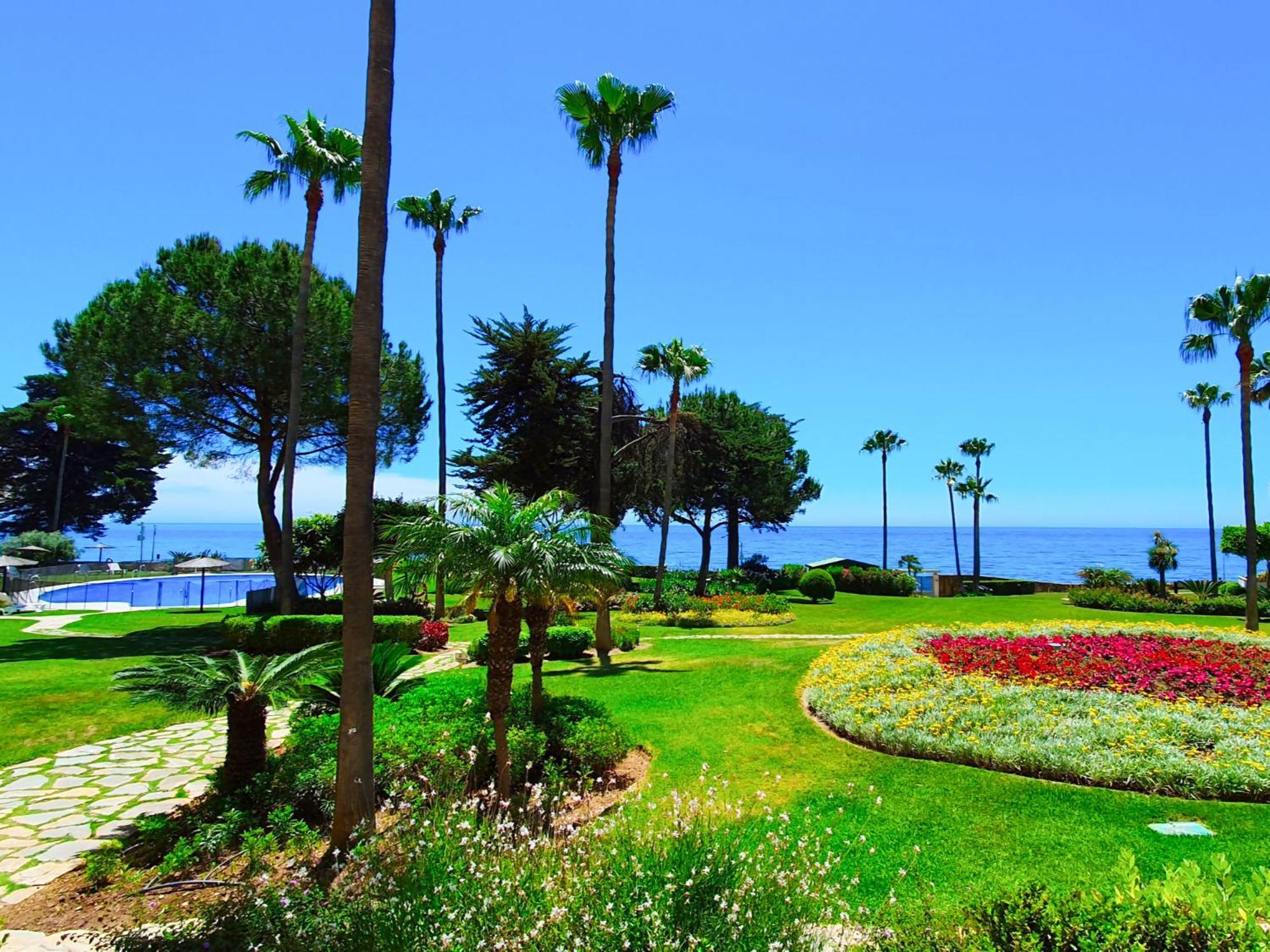 Luxury Frontline Residence Ehhouse Estepona Exterior foto